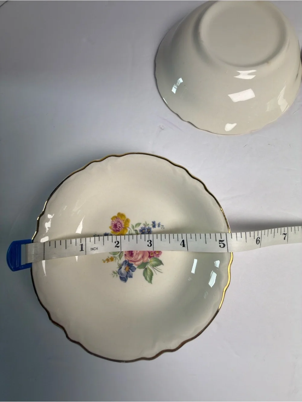Classic Ivory Floral Butter pots with Gold Trim - Set of 4